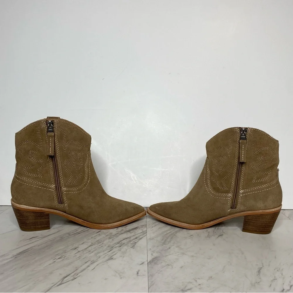 New! Dolce Vita Solow Tan Suede Western Bootie 6